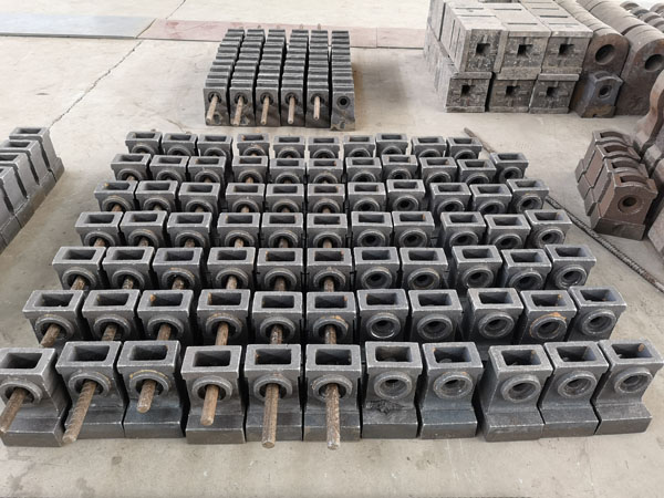 張家口市可逆式破碎機錘頭